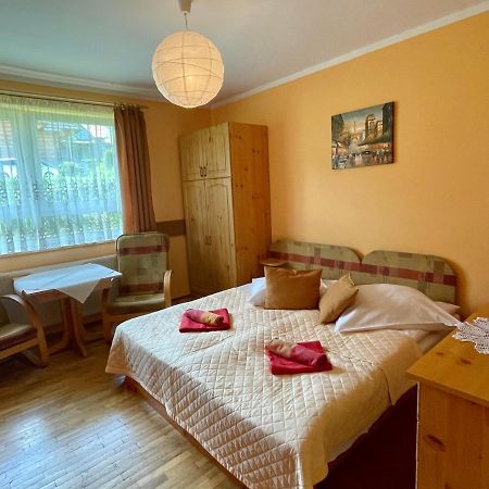 Willa Marta M Bed & Breakfast Закопане Екстериор снимка