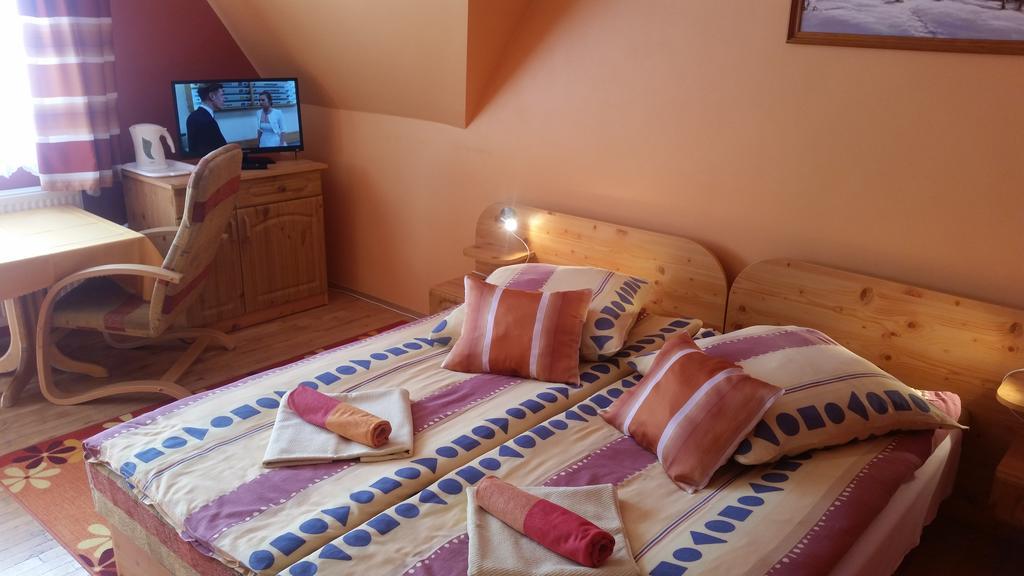 Willa Marta M Bed & Breakfast Закопане Екстериор снимка